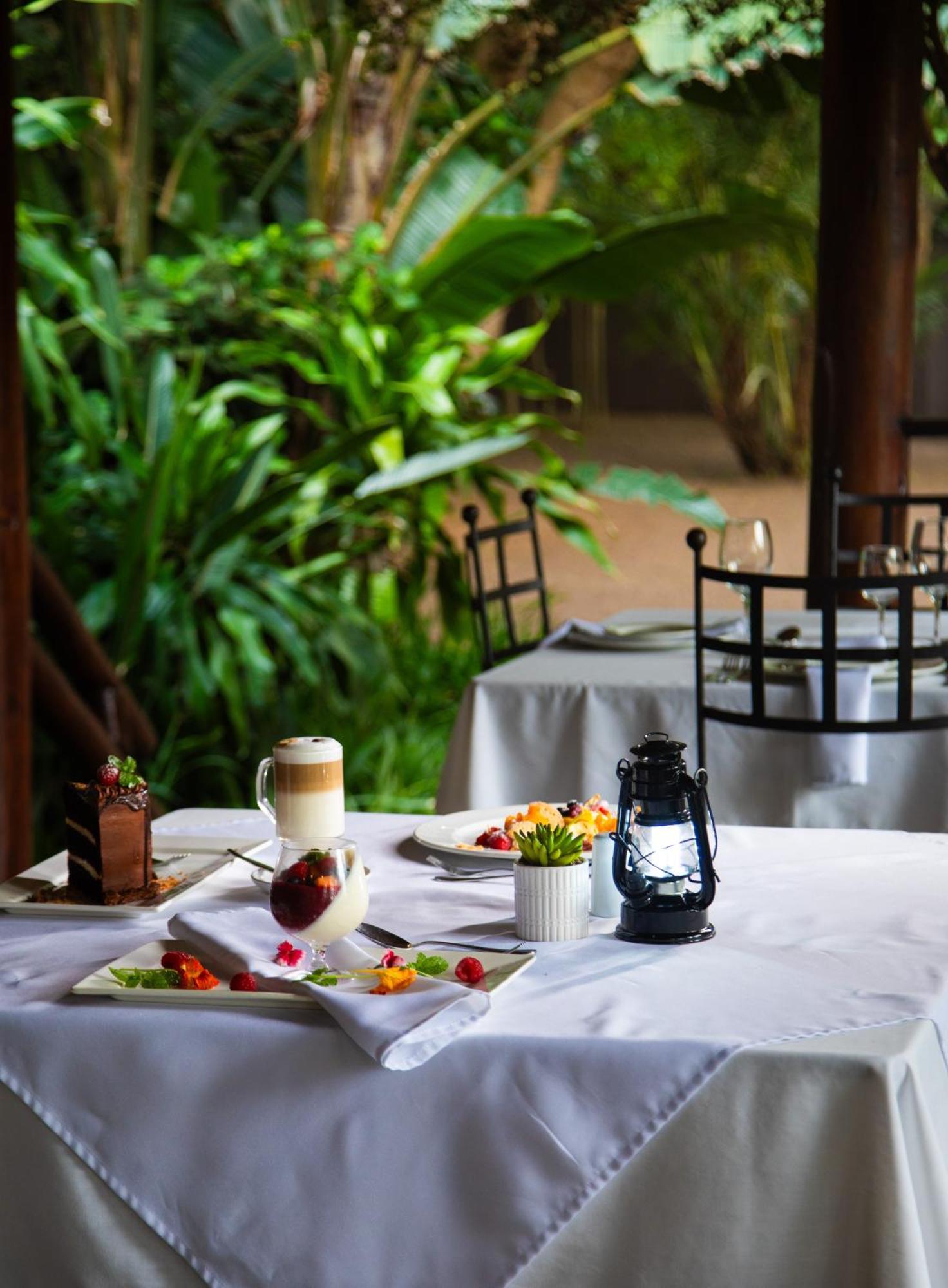 Falaza Game Park And Spa Hluhluwe Ngoại thất bức ảnh